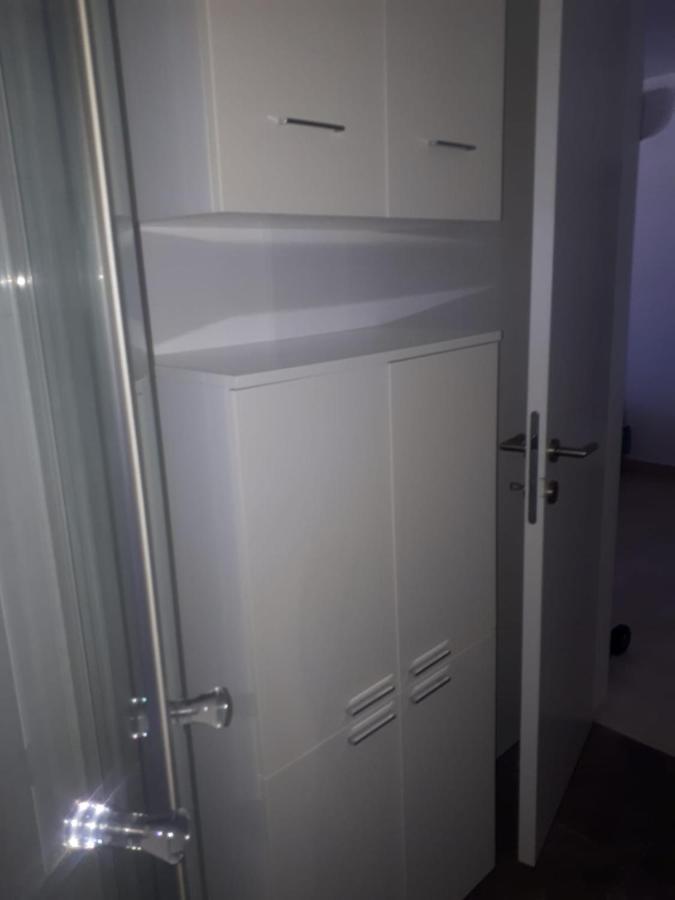 Studio Apartman Labrador Vodice Ngoại thất bức ảnh
